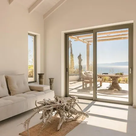Spathes Private Pool Villa Ρατζακλί