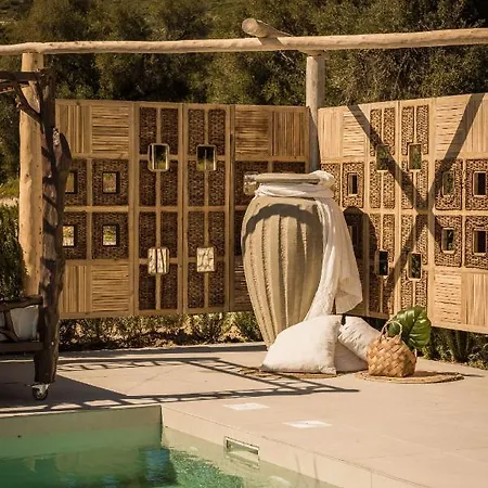 Spathes Private Pool *