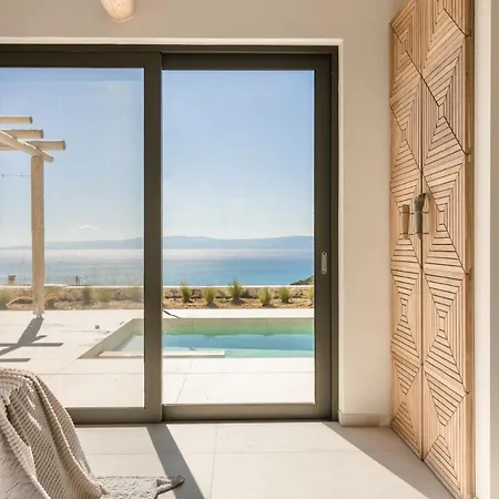 Spathes Private Pool Villa Ρατζακλί