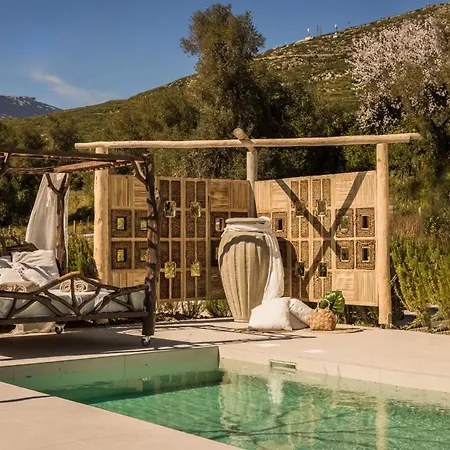 Spathes Private Pool Villa Ρατζακλί