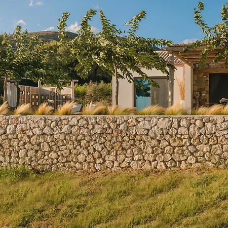 Spathes Private Pool Villa *