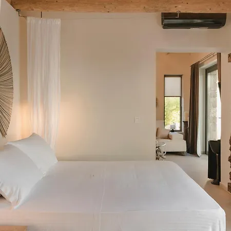 Spathes Private Pool Villa Ρατζακλί