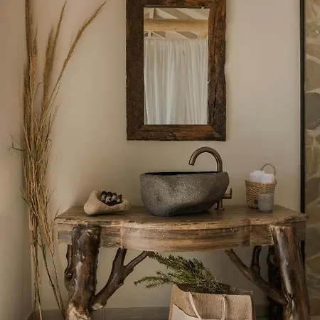 Spathes Kefalonia, Romantic Private Escape With Infinity Pool & Sea Views Villa Radzaklí